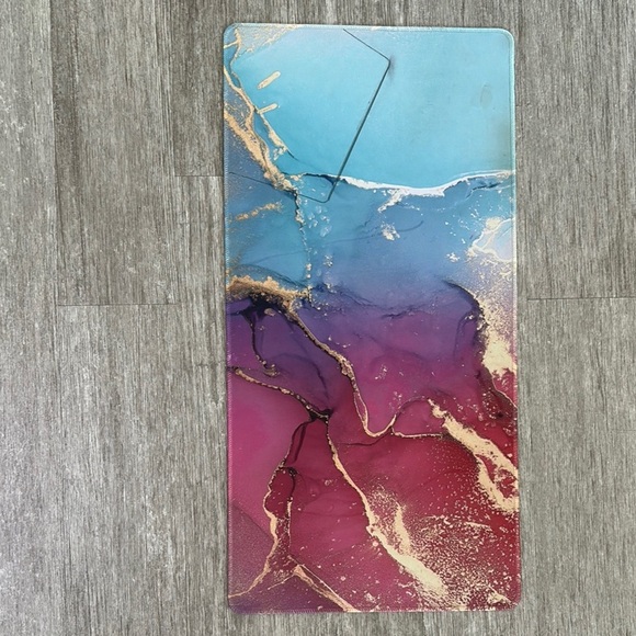 Large mouse pad with abstract design. gently used- price reflects. - Picture 1 of 4